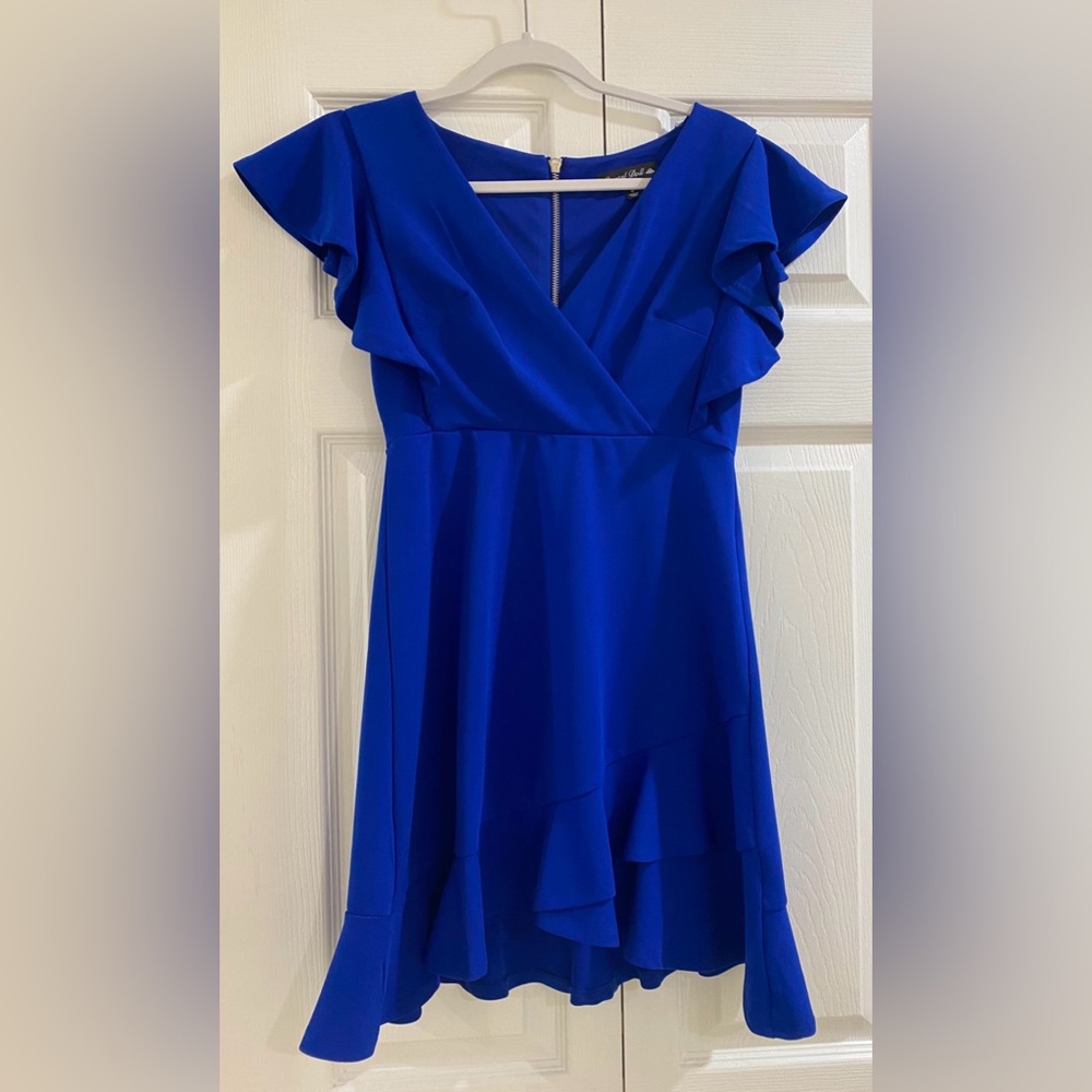 Elegant Blue Ruffle Sleeve Dress